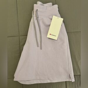 NWT Lululemon All Yours HR Short 7" in Lavender Dew